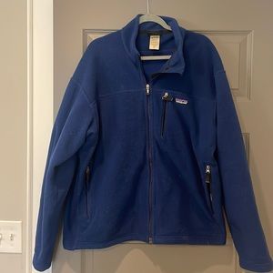 Men’s Patagonia zip up fleece jacket